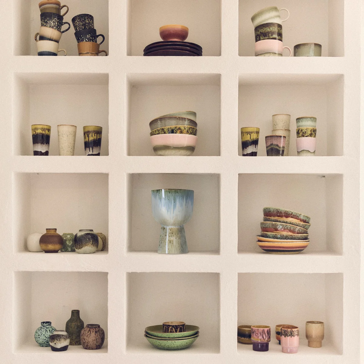 PRe-order 70s Ceramics: Tea Cup Muse - Image 2