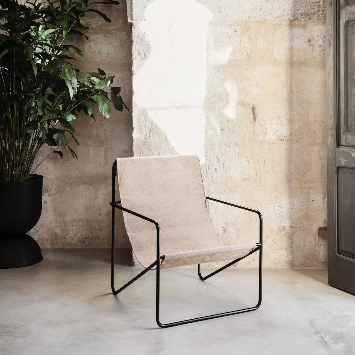 Desert Lounge Chair - Black/Sand - Image 3