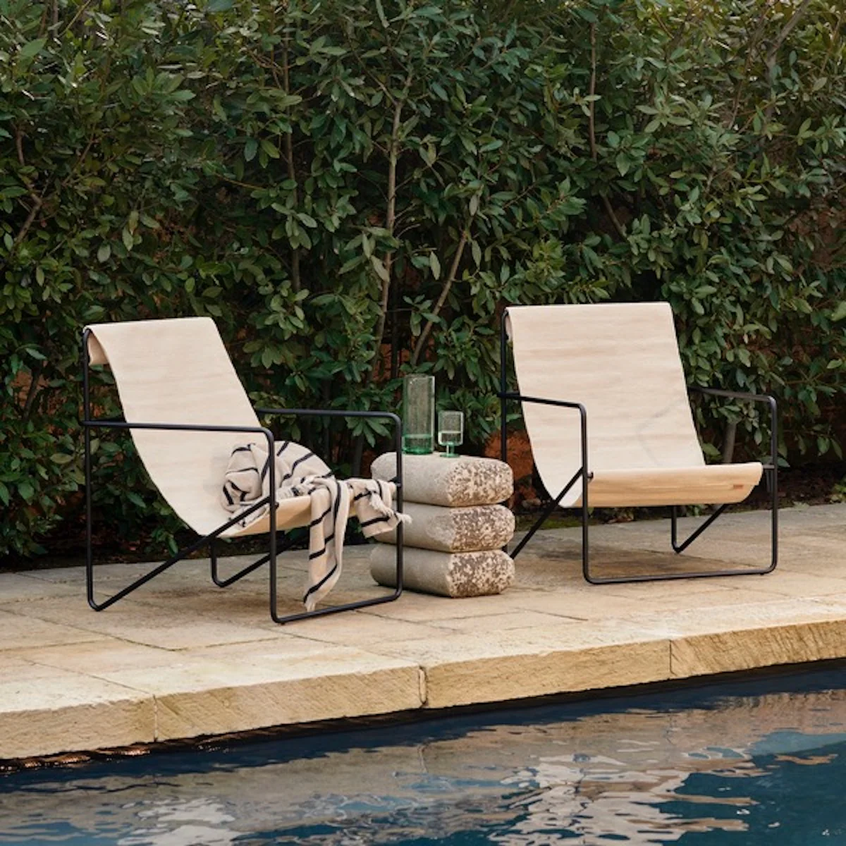 Desert Lounge Chair - Black/Sand - Image 6