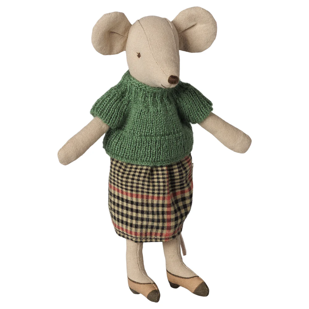PRE_ORDER Grandma mouse magnetic hands- *November*