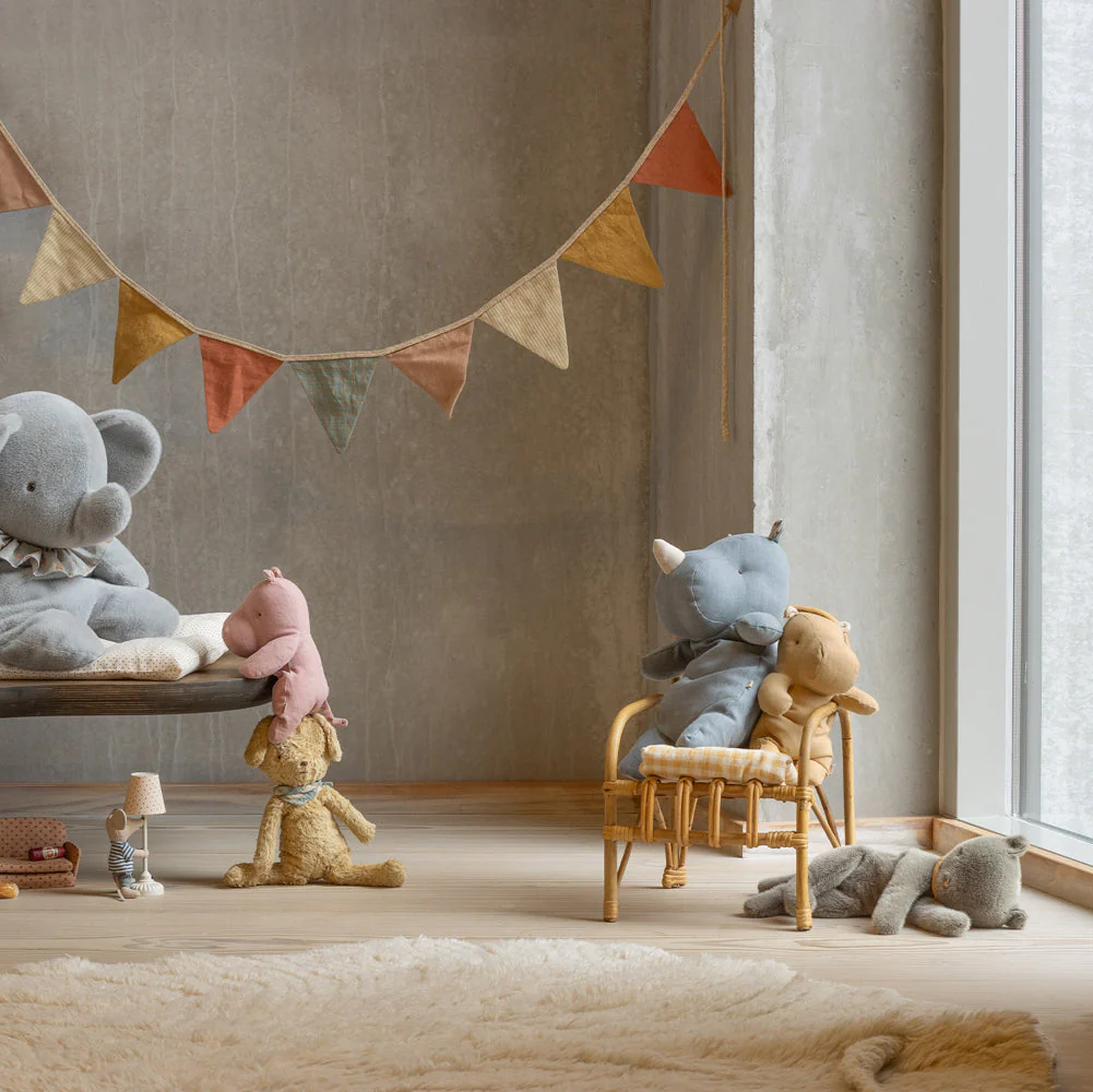 Pre-order Safari Friends, Rhino, Medium - Dusty blue - Image 2